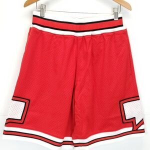 Mitchell & Ness Men's Shorts Large Nice Kicks Talk Box Shorts Red